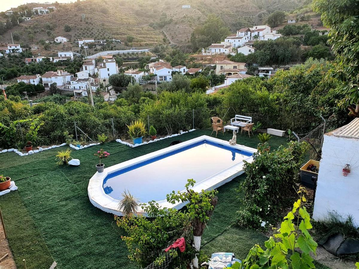 Casa Luis Villa Vinuela Bagian luar foto