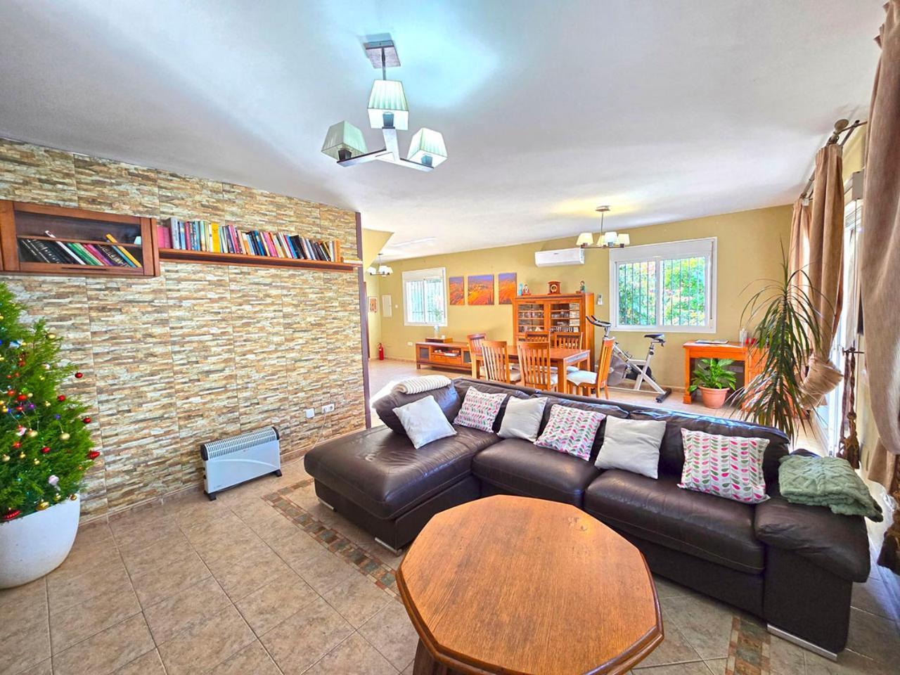 Casa Luis Villa Vinuela Bagian luar foto