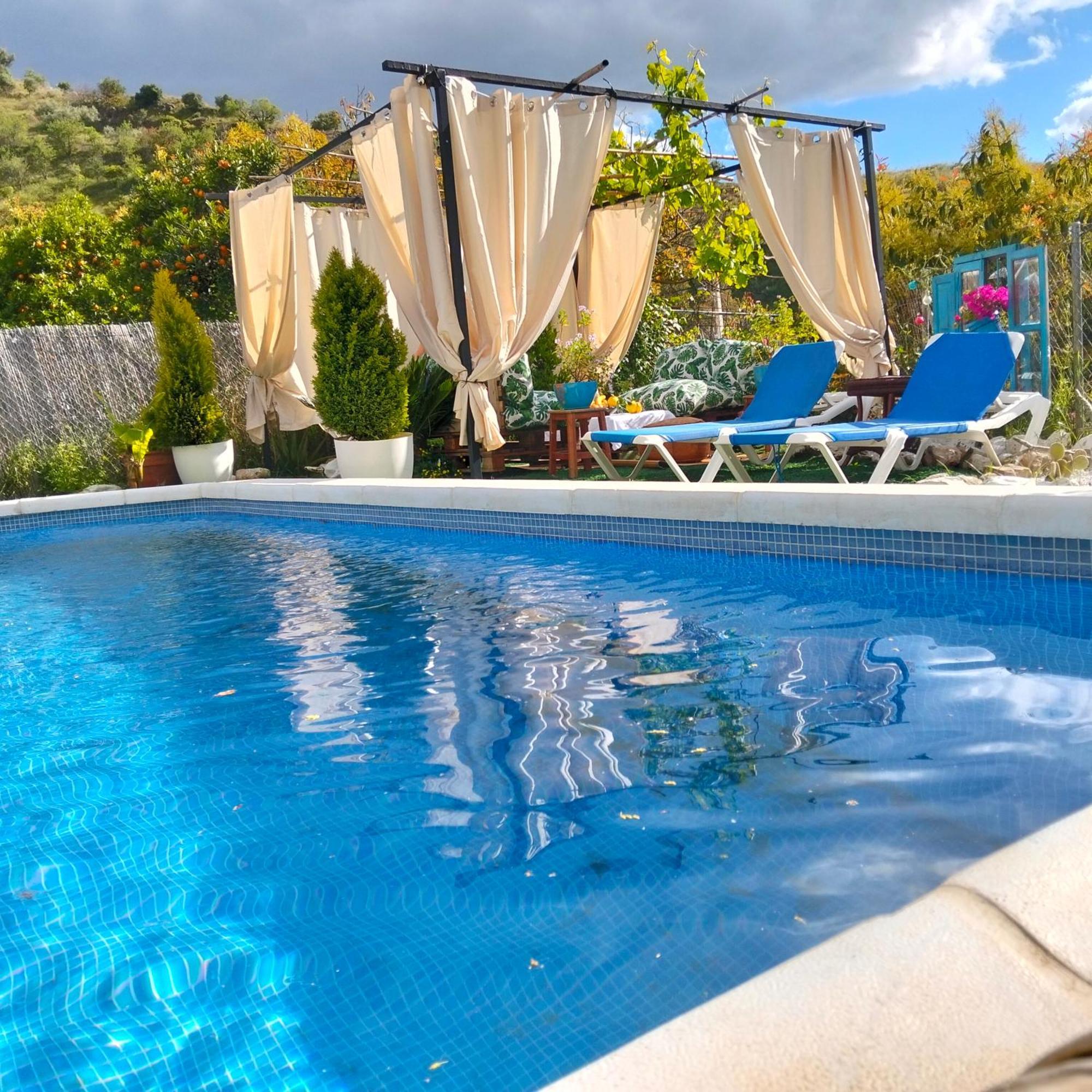 Casa Luis Villa Vinuela Bagian luar foto